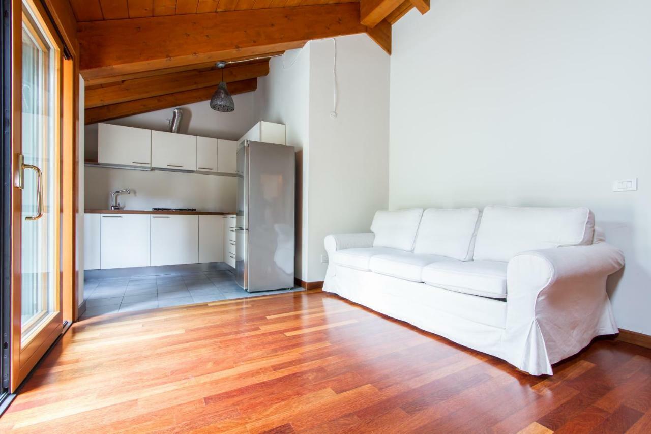 Parco Di Monza Apartment ภายนอก รูปภาพ